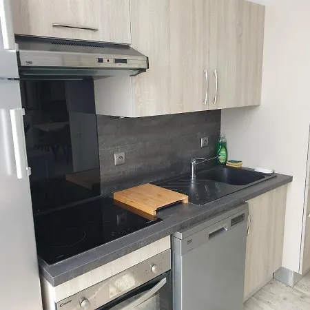 Appartement Un Trois Etoiles Entre La Rochelle Et Les Marais Poitevin à Marans  Extérieur photo