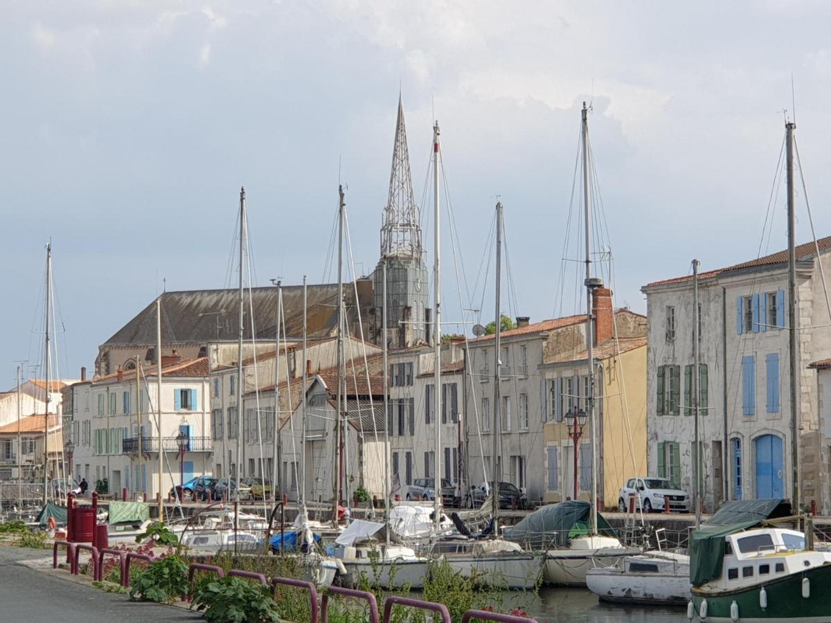 Un Trois Etoiles Entre La Rochelle Et Les Marais Poitevin Appartement *